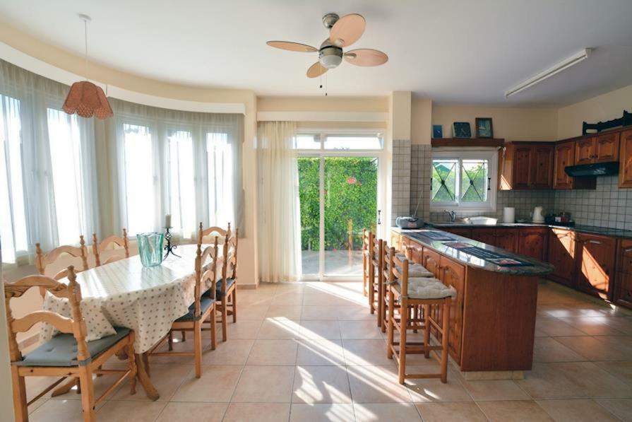 Villa Daryah Sirina Bay Protarász Kültér fotó