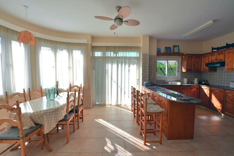 Villa Daryah Sirina Bay Protarász Kültér fotó